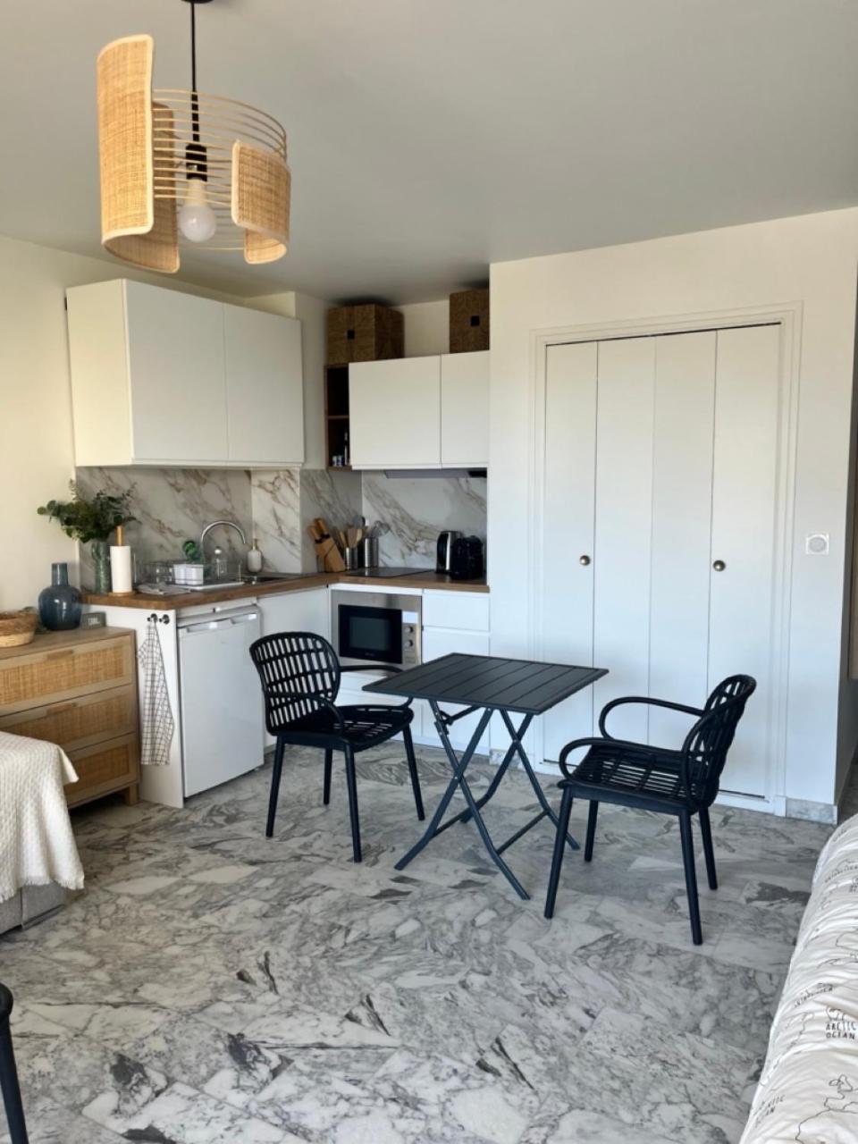 Studio Cosy Avec Terrasse Sur La Plage 滨海拉塞讷 外观 照片